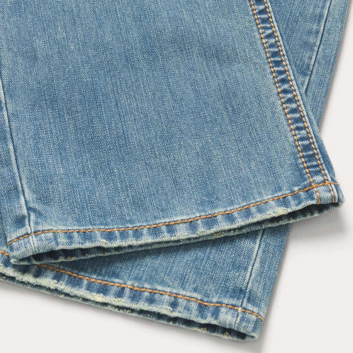 Blue 1520 Fit Light Wash Jeans With Tacking / Stetson
