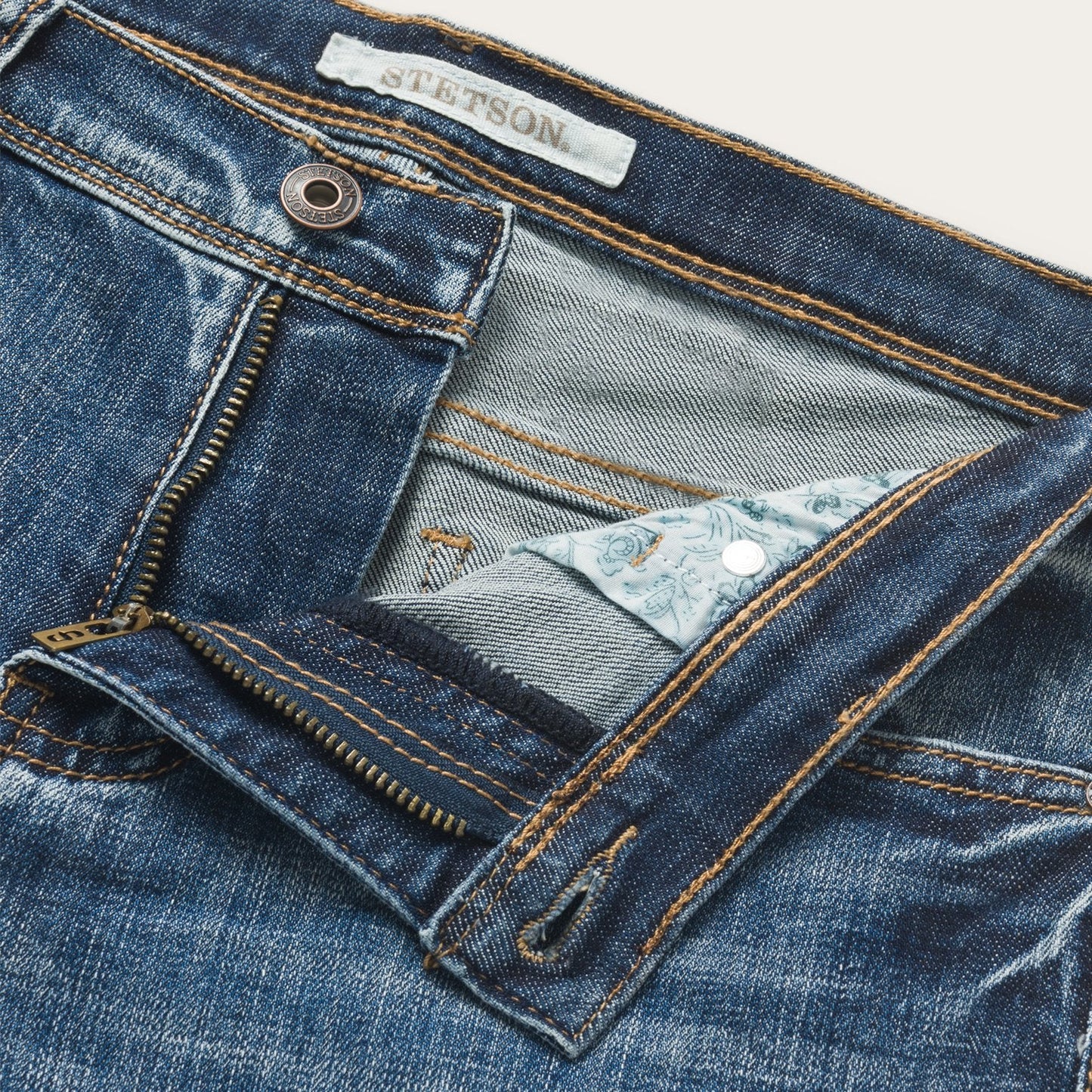 Blue Ankle-Length Boyfriend Fit Jean / Stetson
