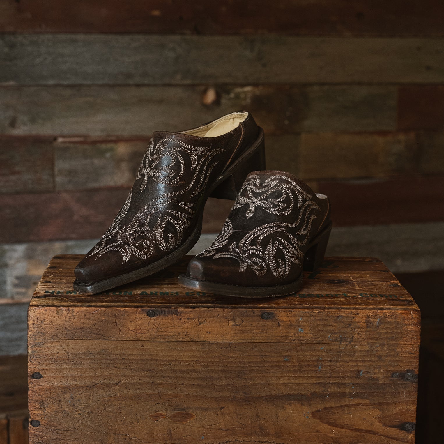 Brown Adley Vintage Finished Leather Mules / Stetson