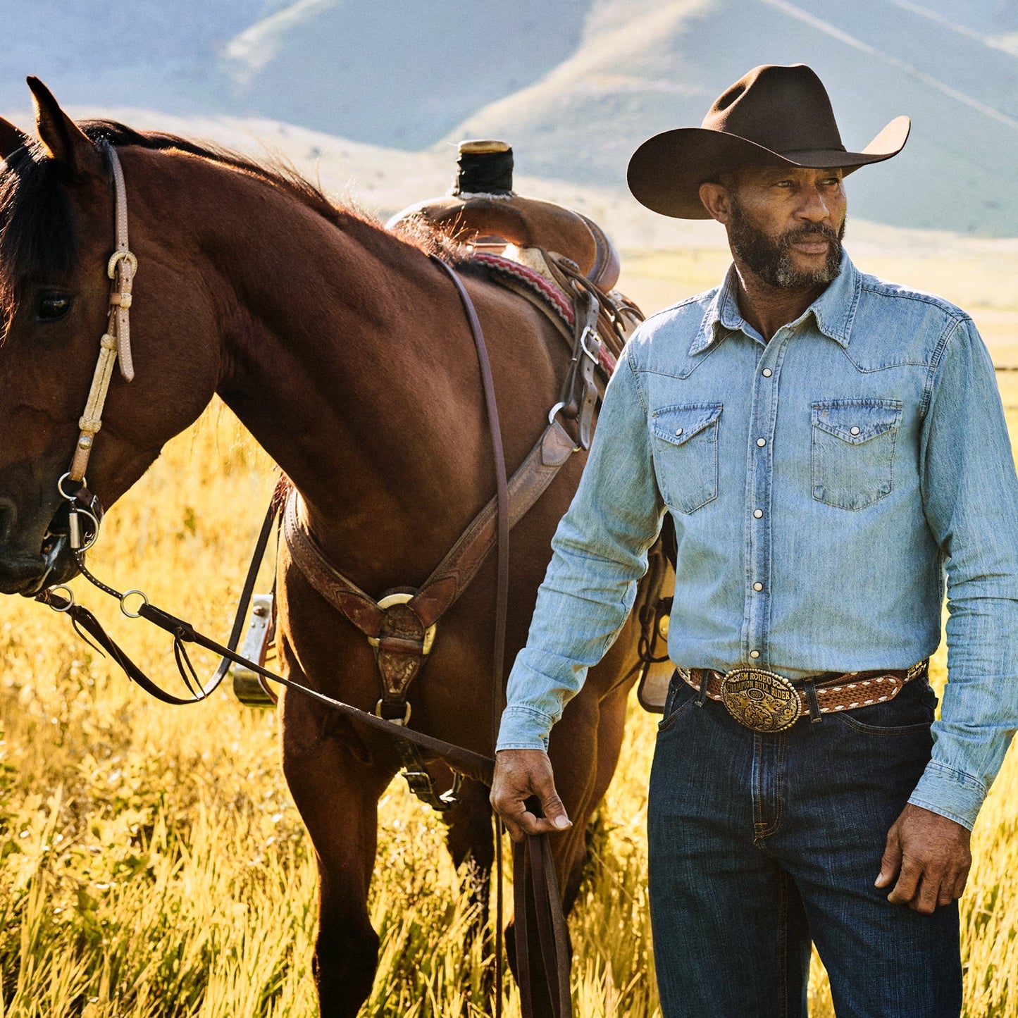 Blue Long-Sleeved Denim Shirt / Stetson