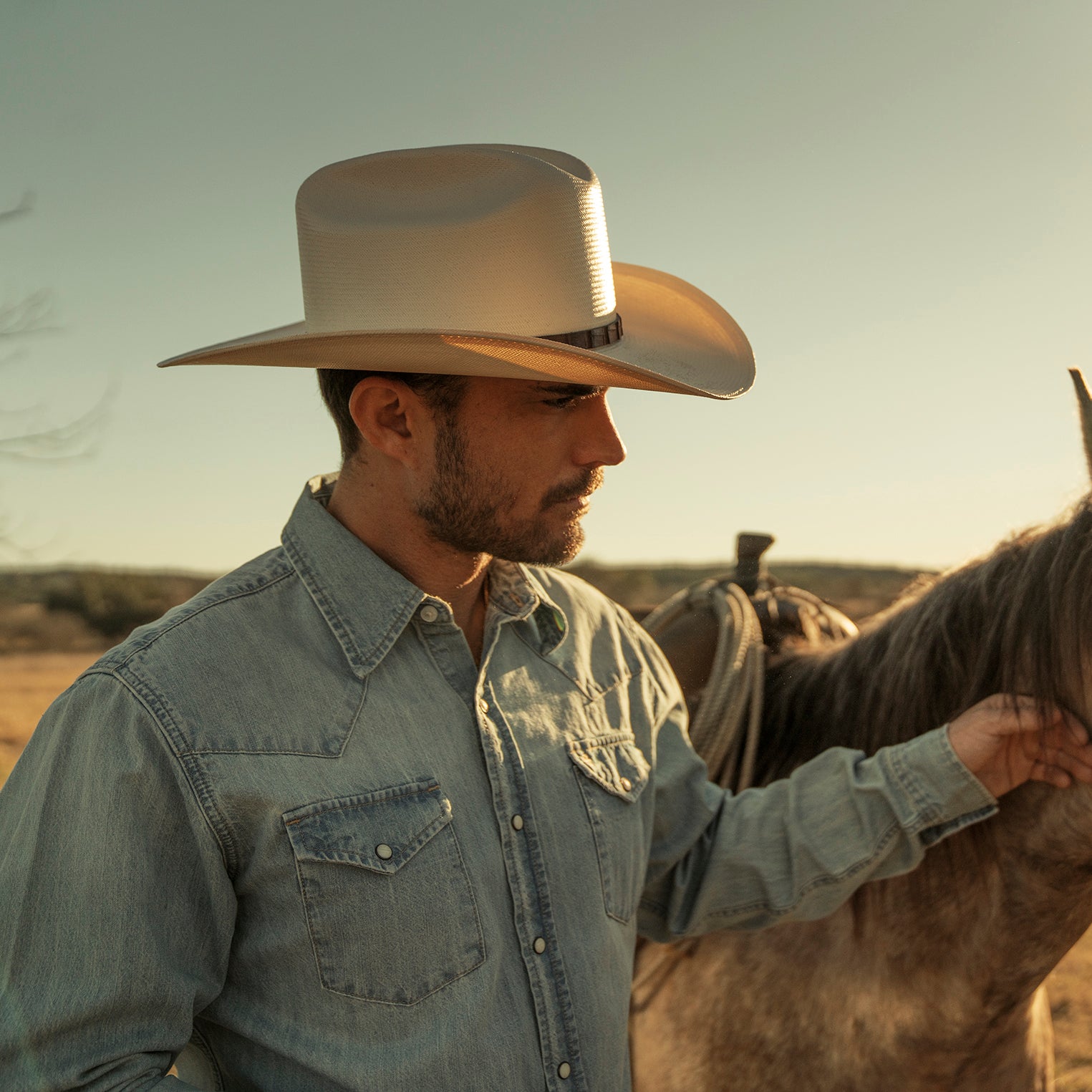 Blue Long-Sleeved Denim Shirt / Stetson