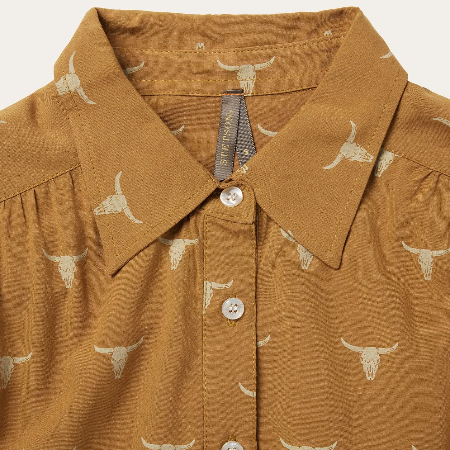 Brown Mojave Longhorn Print Poet Blouse / Stetson